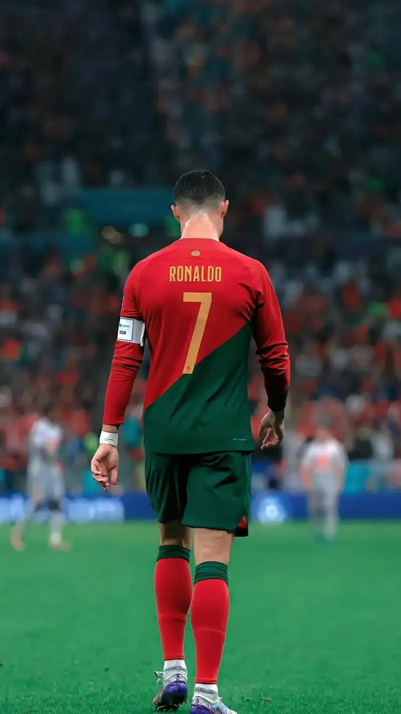 hình nền ronaldo đẹp cho điện thoại đi bộ