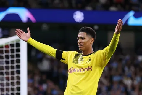 Jude Bellingham thời niên thiếu tại Birmingham City, khởi đầu giấc mơ bóng đá giống Sv388