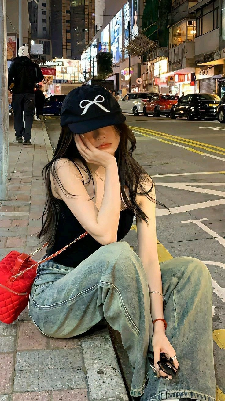 ảnh gái xinh ngầu style đường phố 