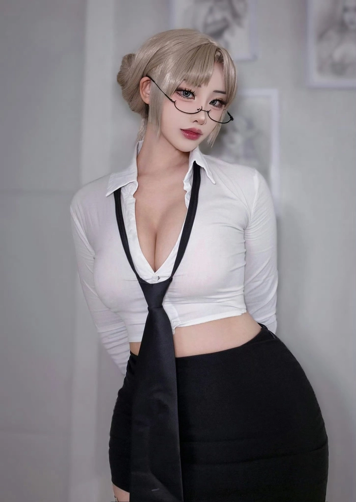gái trung múp cosplay