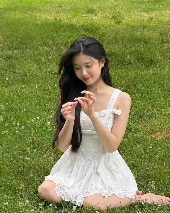 hình ảnh gái xinh cute chụp bằng điện thoại 