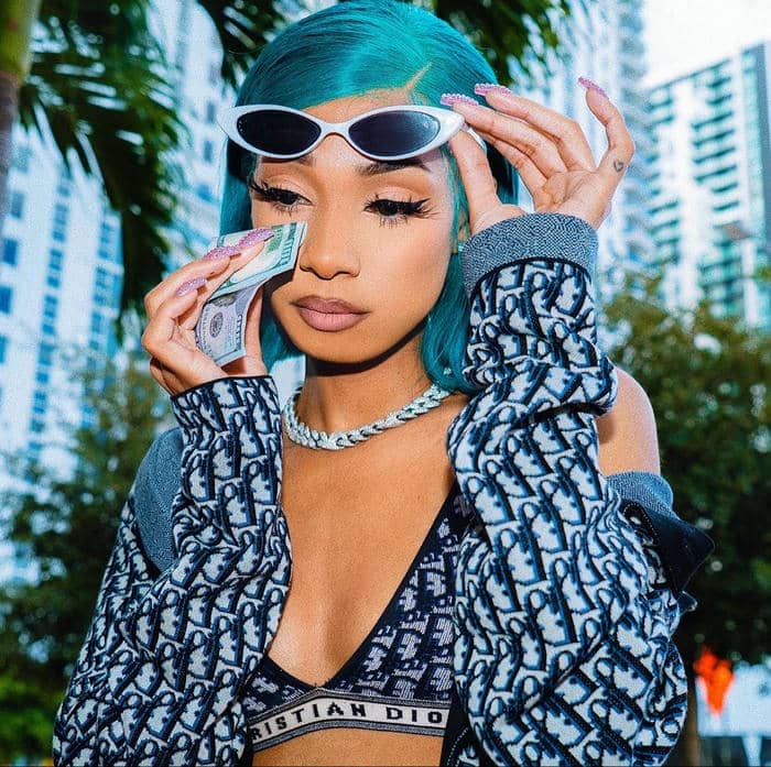 Ảnh meme tiền bựa nhẹ