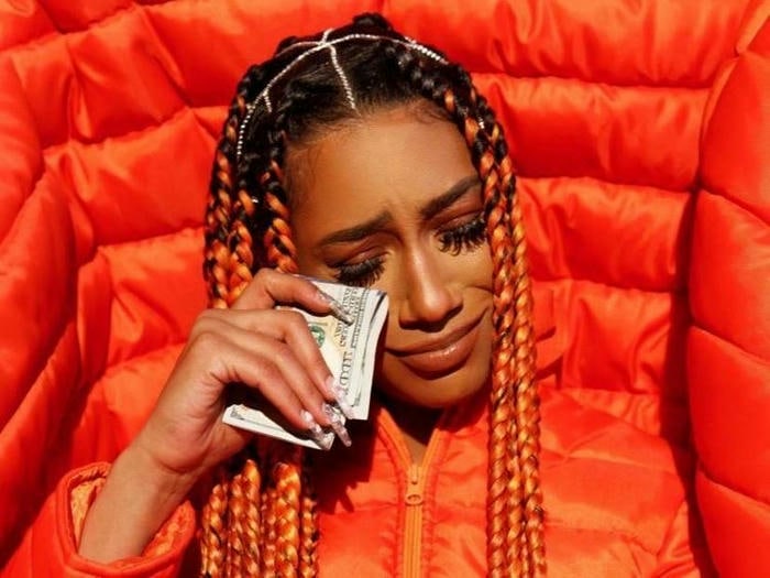 Ảnh meme tiền hóm hỉnh