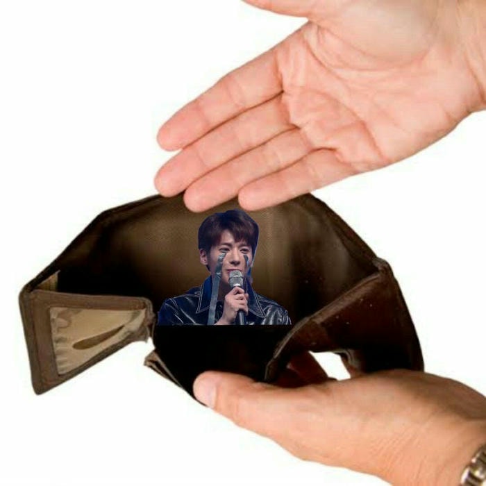 Ảnh meme ví rỗng nhìn là cười