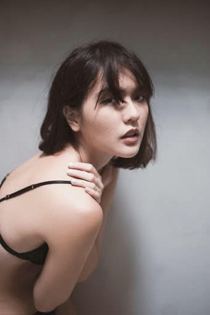 Hải Tú pose dáng quyến rũ