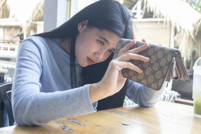 Hình ảnh ví rỗng pha trò