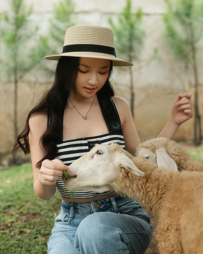 Hình sexy của Amee vẻ đẹp tinh khôi