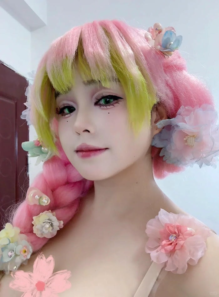 ảnh cosplay Luyến Trụ dễ mến