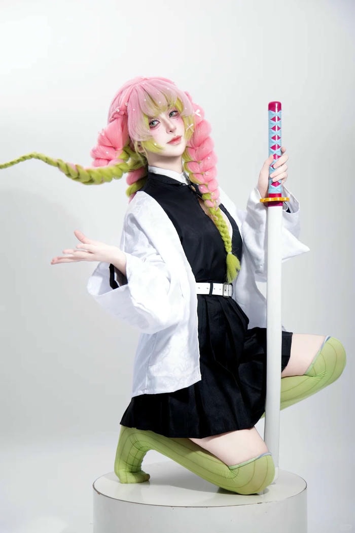 ảnh cosplay Luyến Trụ nổi tiếng
