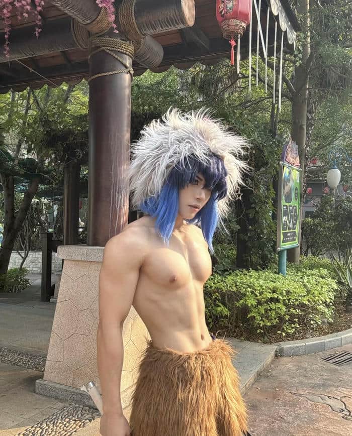 ảnh cosplay anime 6 múi