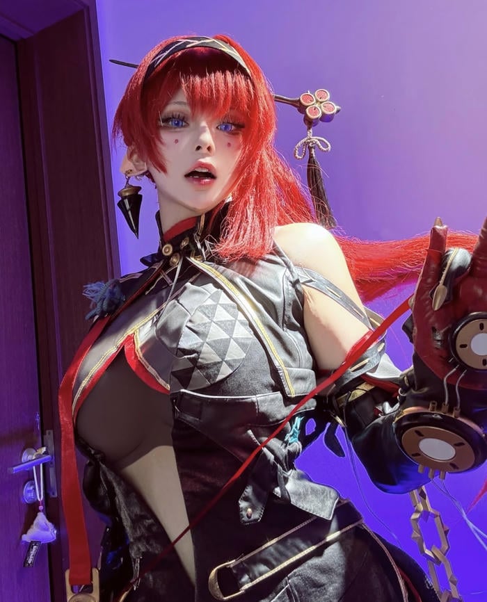 ảnh cosplay anime girl nghệ thuật sang trọng