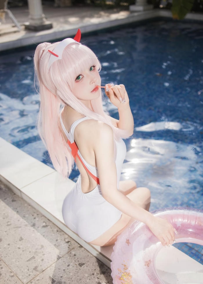 concept cosplay bikini anime nghệ thuật