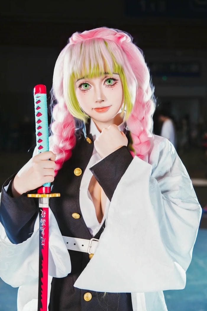 cosplay Luyến Trụ nghệ thuật