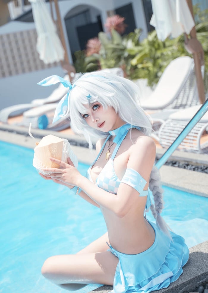 cosplay anime nữ mặc bikini cute