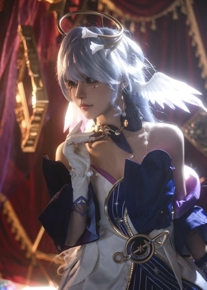 cosplay anime nữ tạo hình sáng tạo