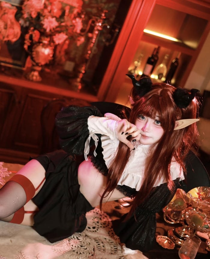 cosplay anime nữ thần dịu dàng