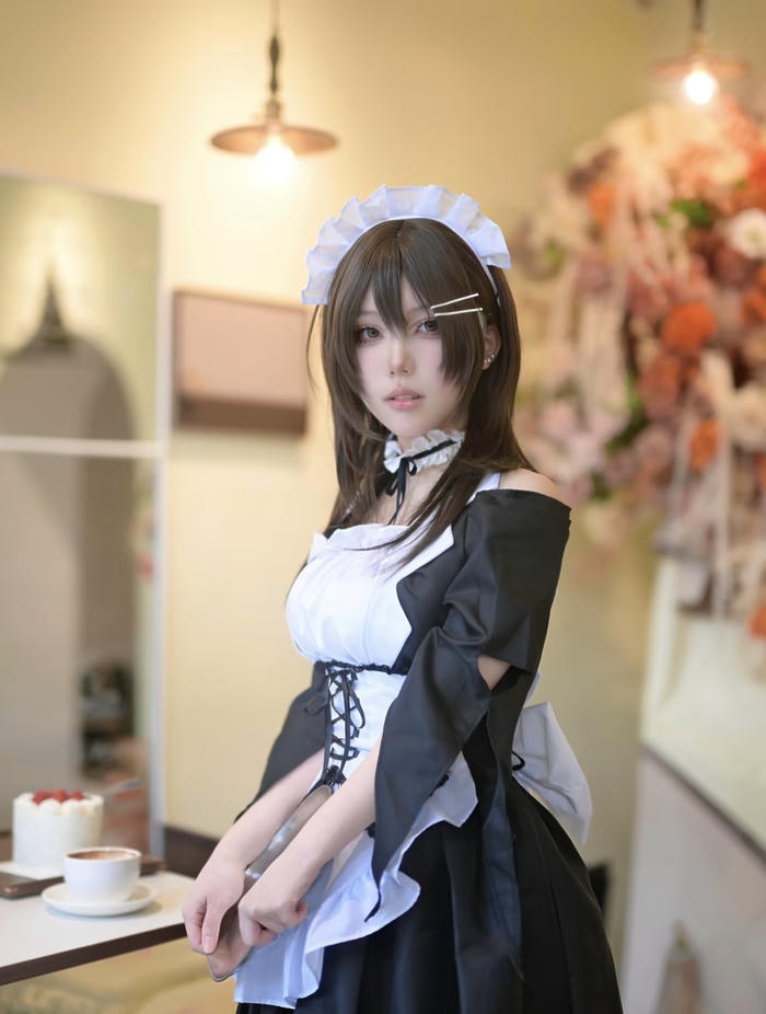 cosplay maid anime nữ cực dễ thương