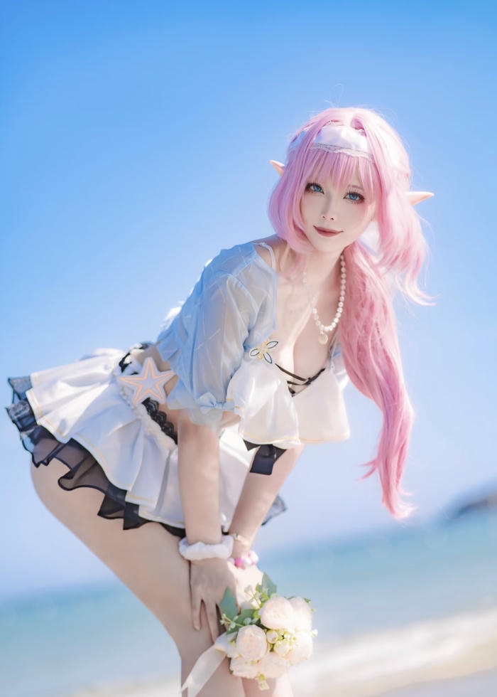 cosplay mùa hè cùng gái xinh bikini