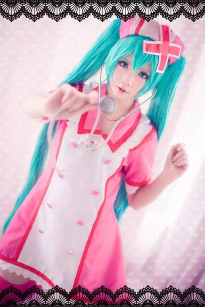 cosplay y tá anime girl