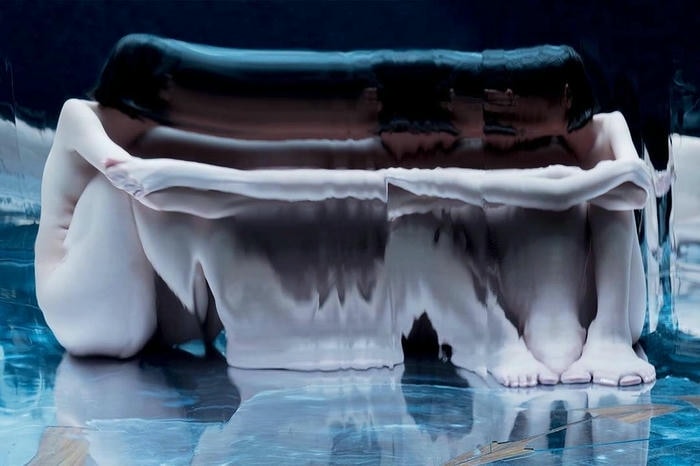 hình ảnh Hải Tú không mặc gì