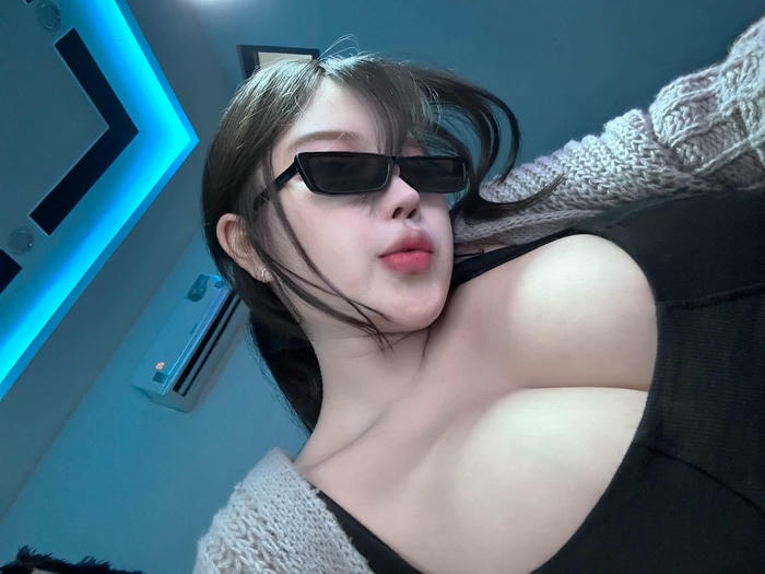 hình ảnh Pi Tiên gương mặt xinh đẹp