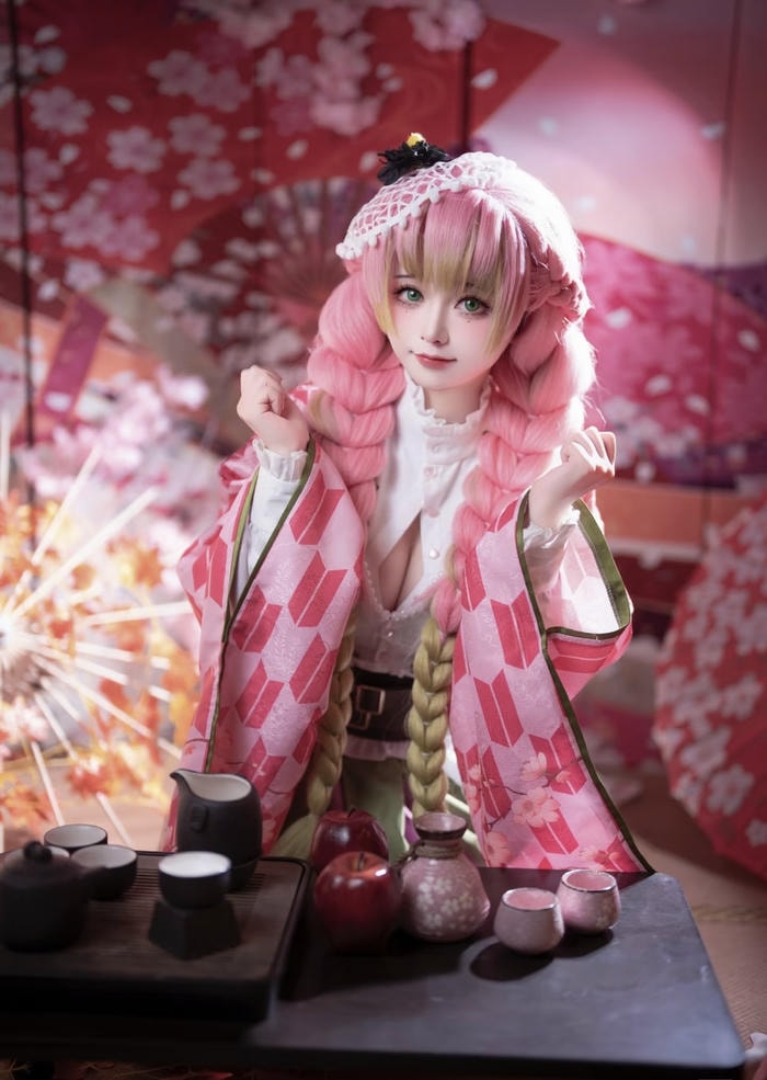 hình ảnh gái xinh cosplay luyến trụ