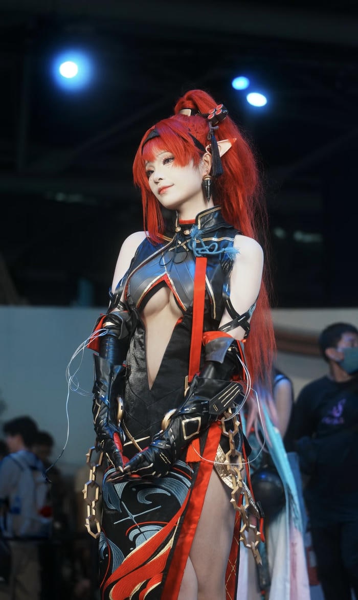 hình cosplay anime nữ phong cách độc đáo