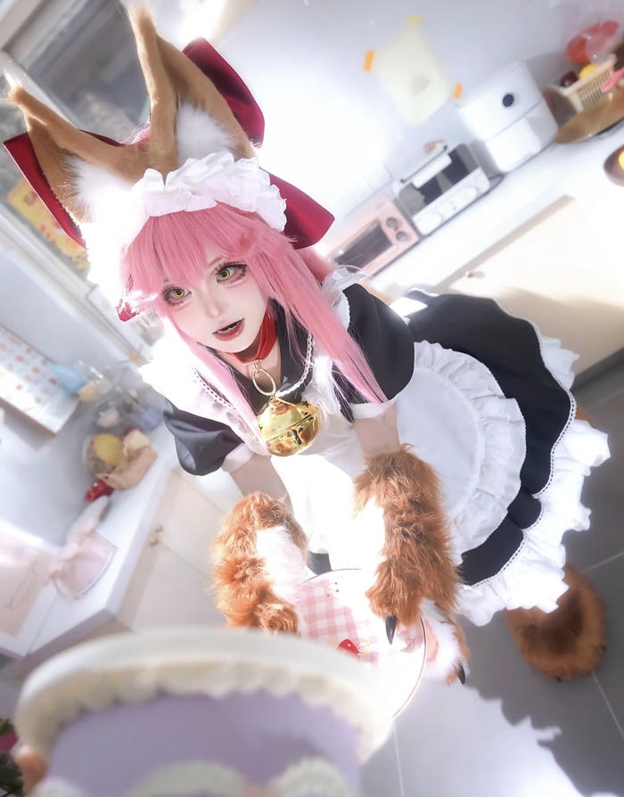 hình cosplay anime nữ tạo dáng chuyên nghiệp