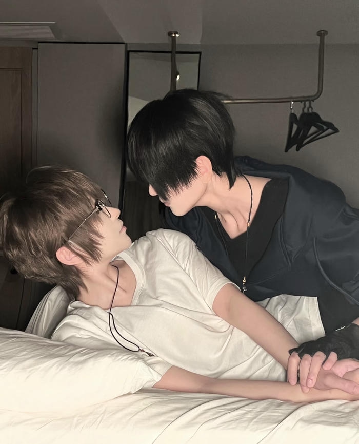 hình cosplay đam mỹ chân thật