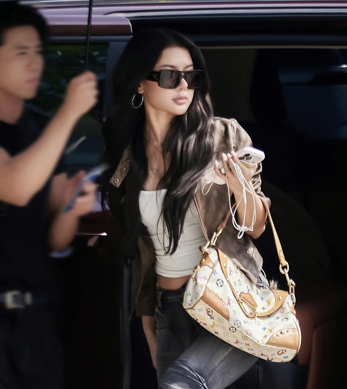 ảnh xuân ca sexy hài hòa đẹp