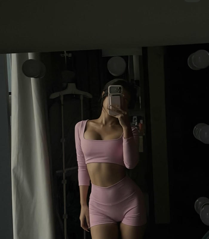 hình ảnh xuân ca sexy tự nhiên đẹp