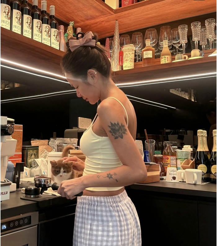 hình phương ly sexy thanh lịch