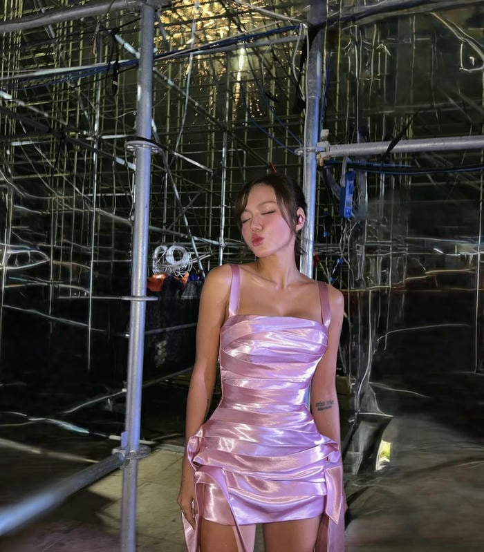 hình phương ly sexy trang phục đẹp