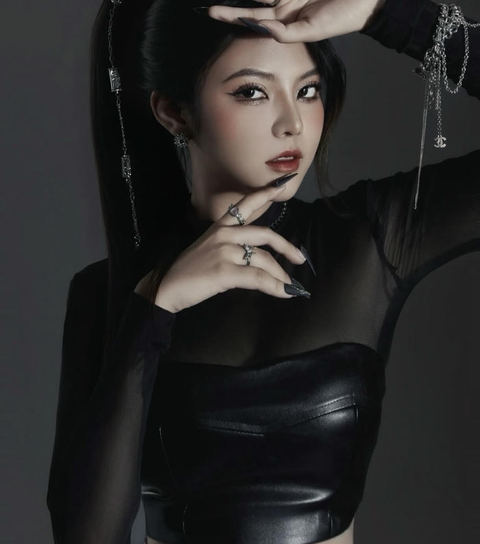 ảnh reency ngô sexy đẹp cuốn hút