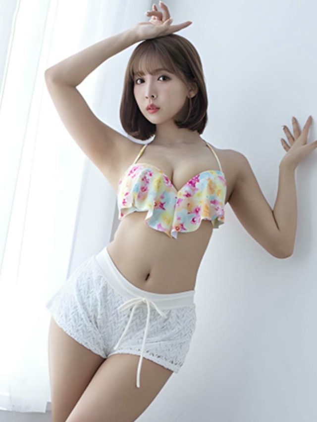 Kho 226+ ảnh Yua Mikami sexy quyến rũ khiến fan mê mẩn