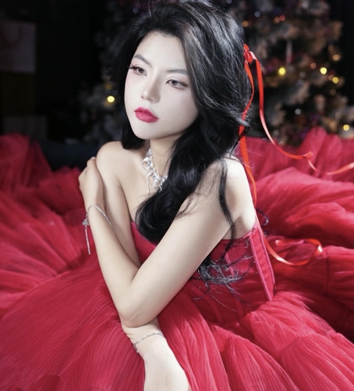 hình ảnh reency ngô sexy duyên dáng