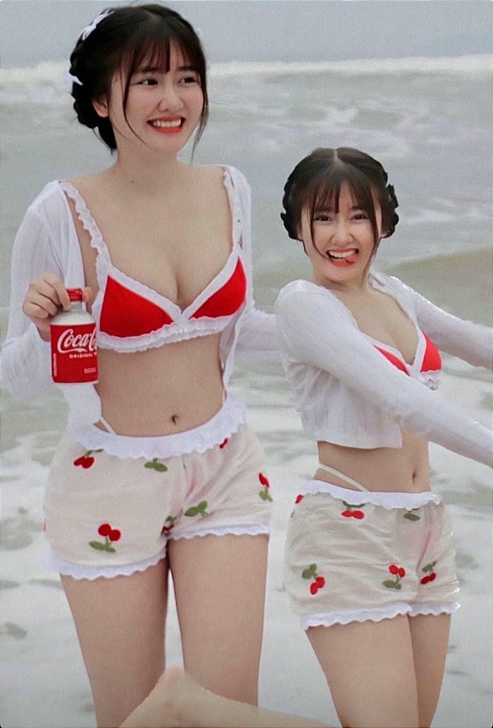 hình ảnh vũ thị khánh huyền bikini đẹp vô đối