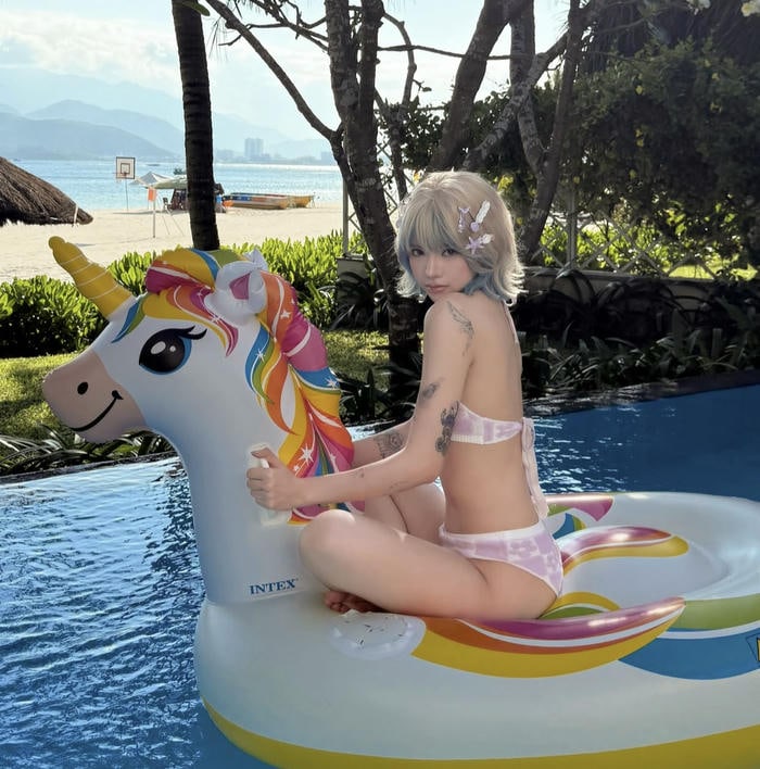 hình ciin bùi thảo ly sexy đẹp cuốn hút