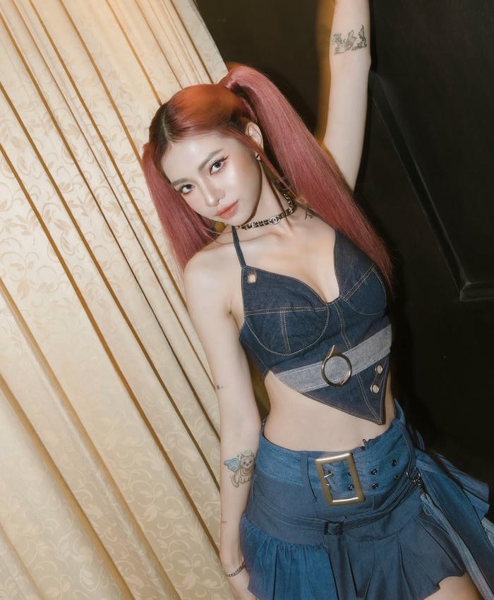 hình ciin bùi thảo ly sexy trang phục quyến rũ